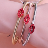 7603100101  Classic  Alloy Crystal  Quadrangle Earrings 2 Colores