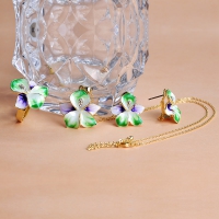 7106100412 Fashion Crystal  Butterfly Brooch 1 color