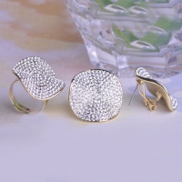 7102300040 Copper Rhinestone Lustre Statement Rings 2 Colores