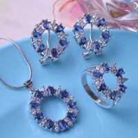 0203103260 Classic Alooy  Crystal  Earrings 2 Colores