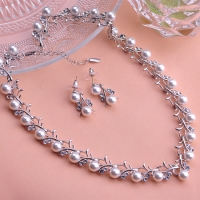 7103300044 Fashion Copper  Crystal  Earrings 