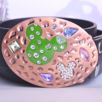 7106100426 Fashion Crystal Shoe Small Brooch 2 colores